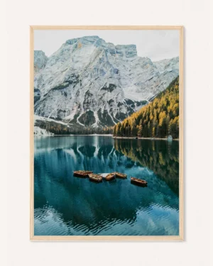 Poster Still Lake / Mountain Dock, 30 x 42 cm, P 351305